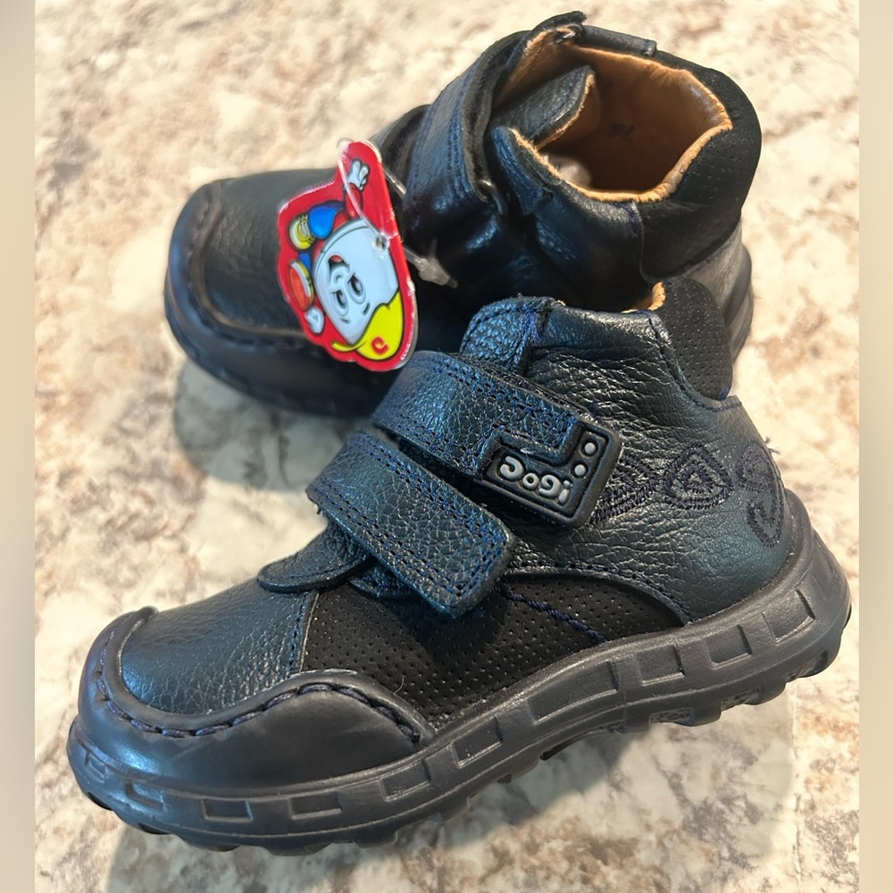 NEW with TAGS!!! Dogi Toddler Boys Leather Boots.